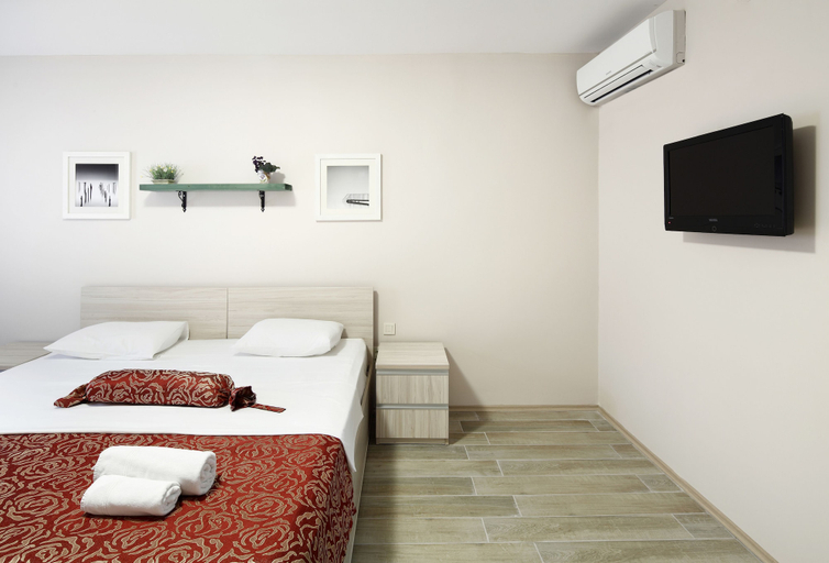 Bedroom 3, Biltepe Hotel, Merkez