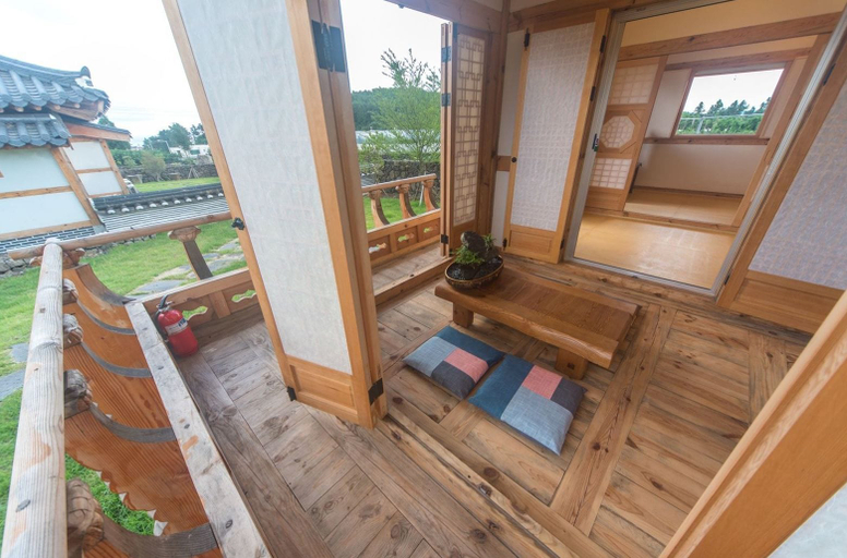 Others 3, Canopus Resort Pension, Seogwipo