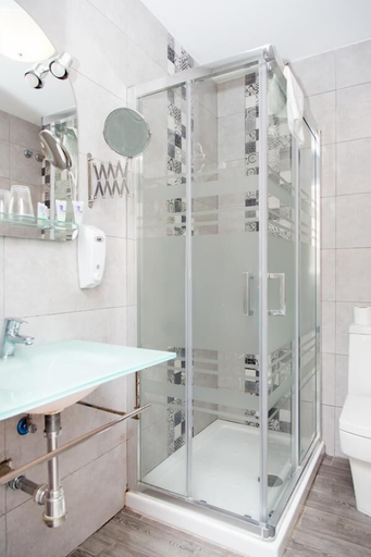 Bathroom 4, Hotel Marbella, Málaga