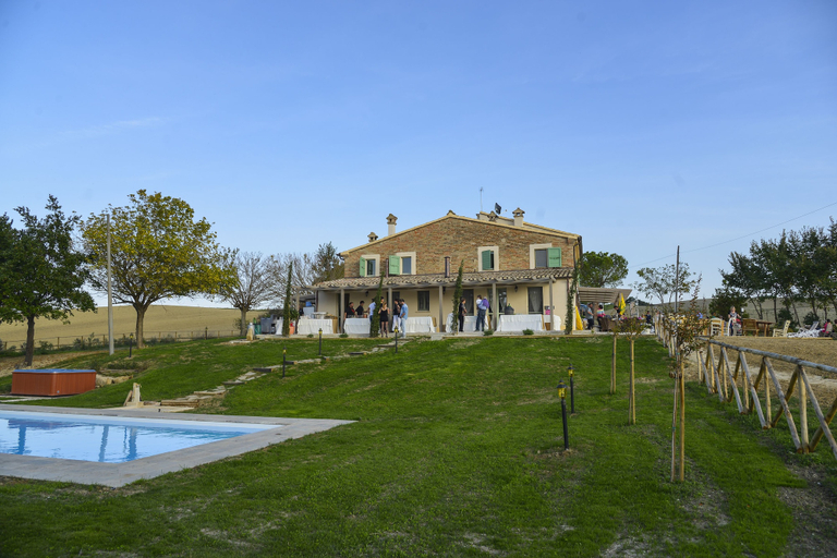 Exterior & Views 2, Le MaRaClà Country House, Ancona