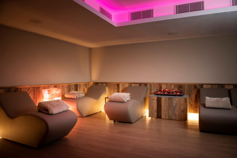 Bedroom 3, Cristallo Hotel Residence, Sondrio