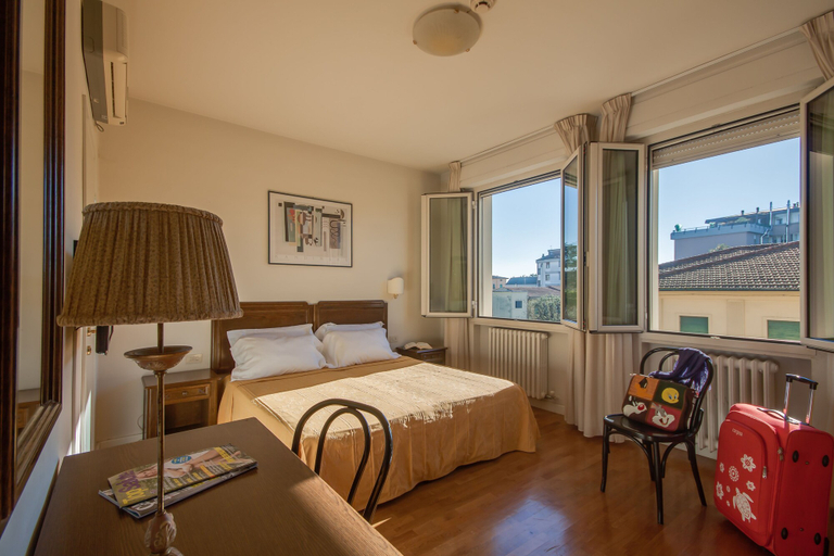 Bedroom 3, Hotel La Pace, Pisa