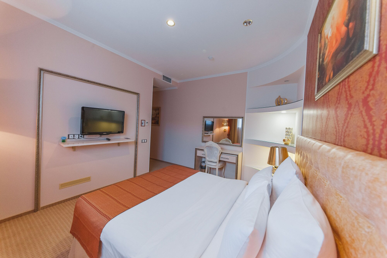 Bedroom 2, Mer-o-tell, Krasnodar gorsovet