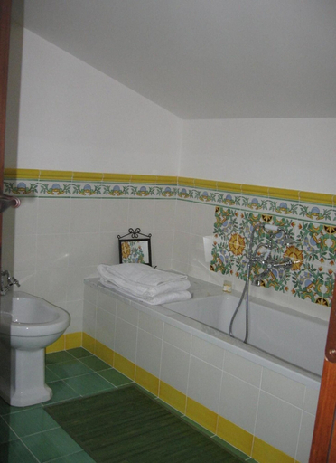 Bathroom 5, Agriturismo La Gismonda, Roma