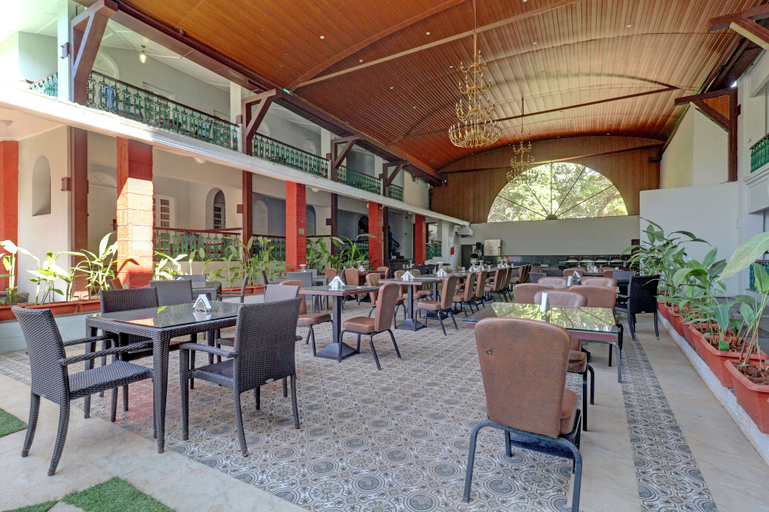 Food & Drinks 5, Citrus Chambers Mahabaleshwar, Satara