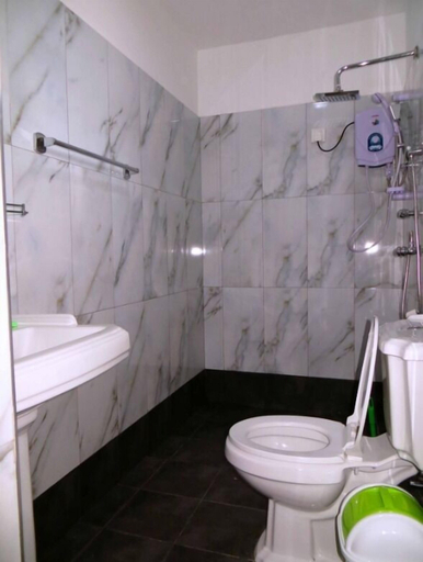 Bathroom, Sunsung Chiththa Holiday Resort, Katharagama