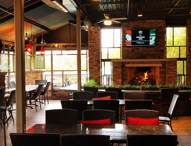 Food & Drinks 5, DoubleTree by Hilton Akron Fairlawn, Summit
