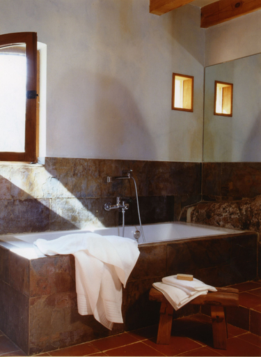 Bathroom, Casa El Palomar I, Segovia
