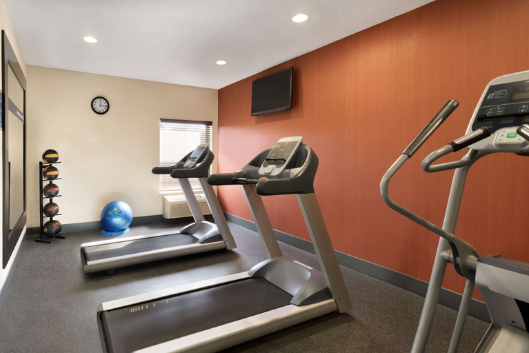 Others 5, Hampton Inn Battle Creek, Calhoun