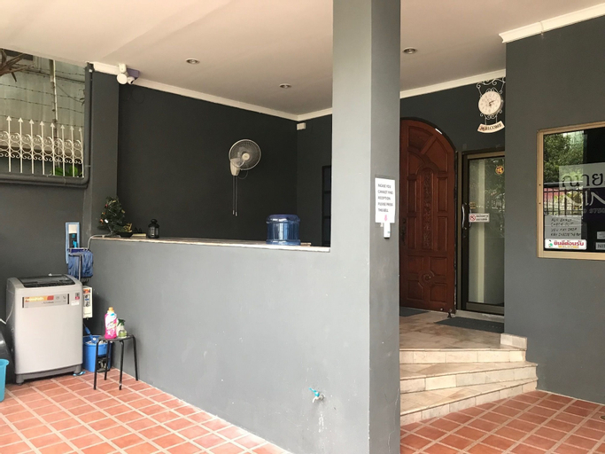 Public Area 3, Nine Place Sukhumvit 46, Khlong Toey