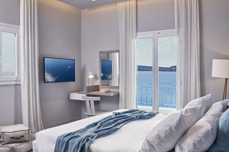 Bedroom 3, Poseidon of Paros, South Aegean