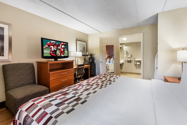 Bedroom 13