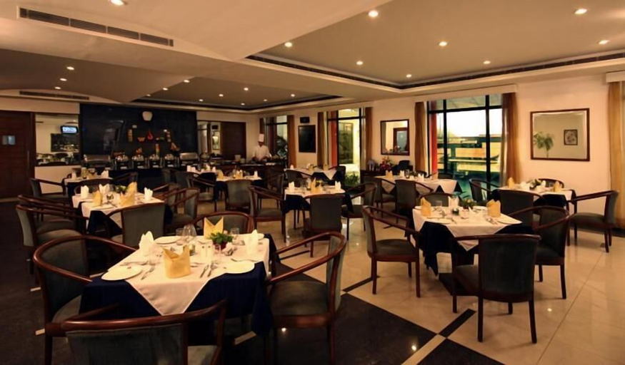 Food & Drinks 5, Renest Gandhidham, Kachchh
