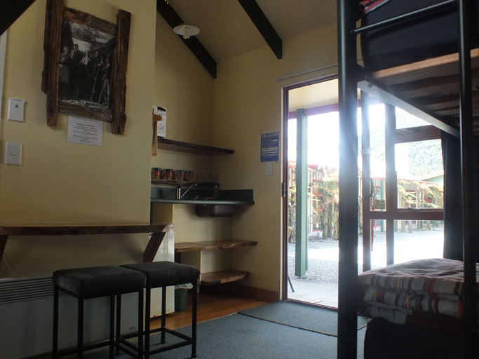 Others 5, Glow Worm Accommodation - Hostel, Westland