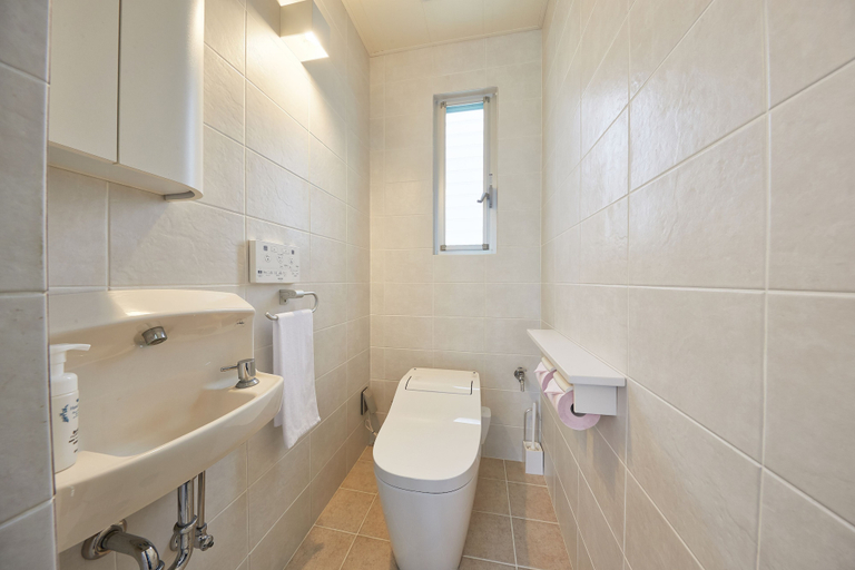 Bathroom 3, SKY Villa Toyohara, Motobu