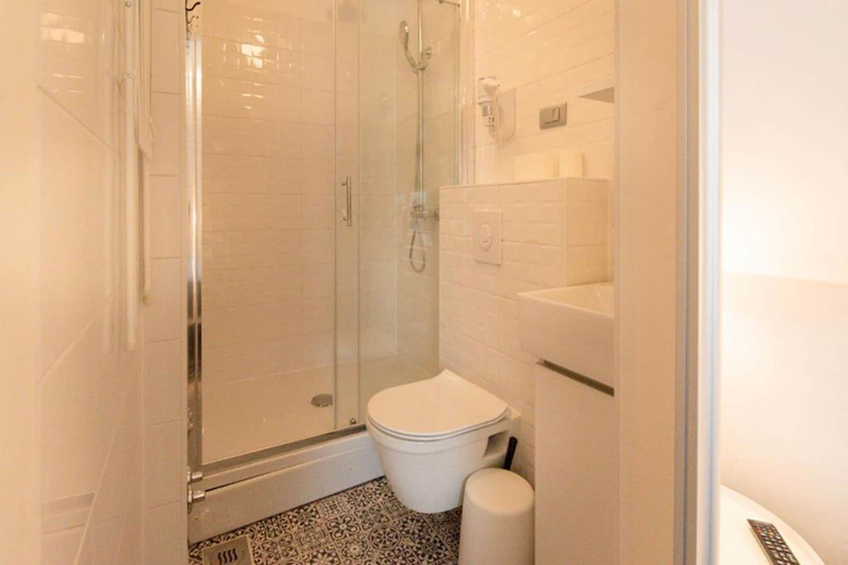 Bathroom 3, OLD TOWN PULA STUDIO APARTMENTS, Pula