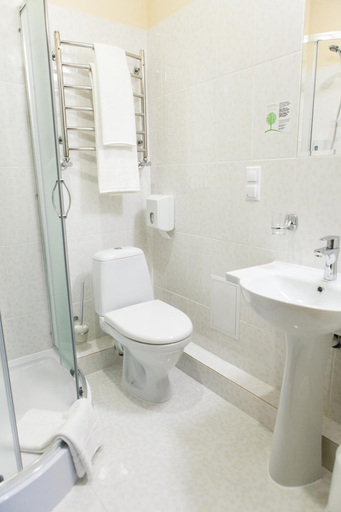 Bathroom 3, Raziotel Yamska Kyiv, Solomians'kyi