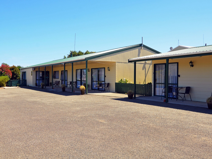 Exterior & Views 2, Celtic Motel, Horowhenua
