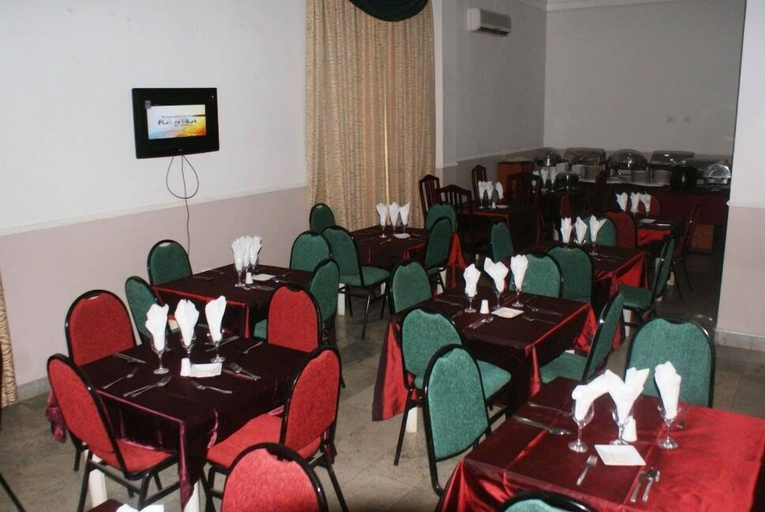 Food & Drinks 4, Marvel Hotel  Suites, AbujaMun