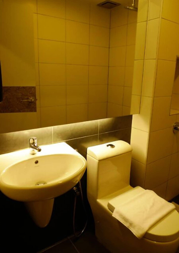 Bathroom 5, Hotel Austin Paradise - Pulai Utama, Johor Bahru