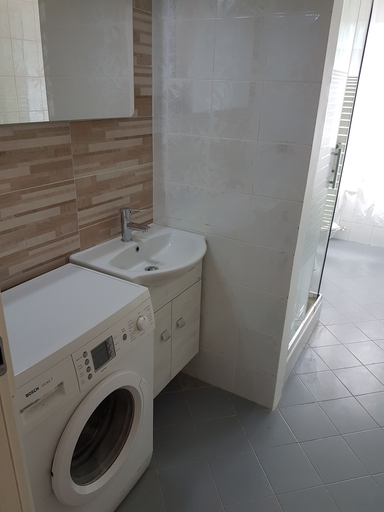 Bathroom 5, Sant'Ambrogio Flat, Milano