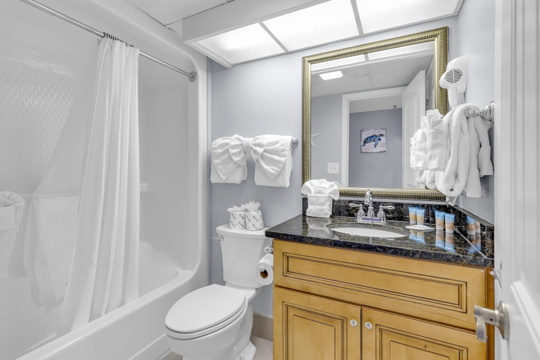 Bathroom 4, Atlantica Resort by Hosteeva, Horry