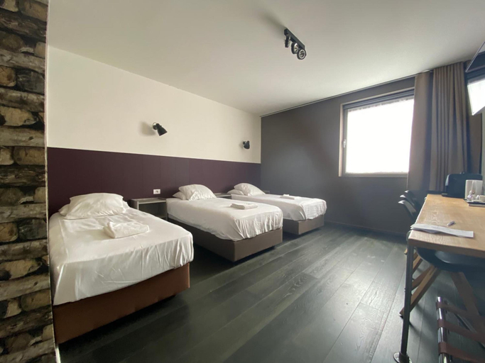 Bedroom 4, Hotel O Ieper, West-Vlaanderen