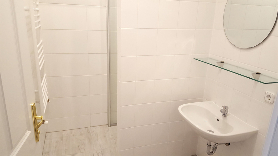 Bathroom 3, Sobieski City Apartment 11, Wien