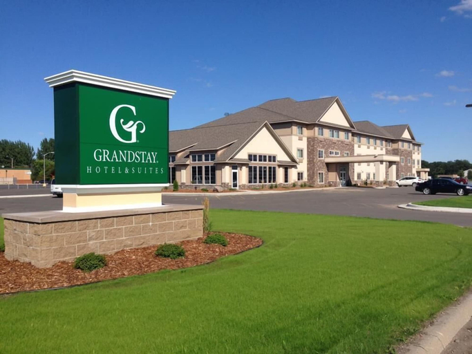 Exterior & Views 2, Grandstay Hotel Suites Thief River Falls, Pennington