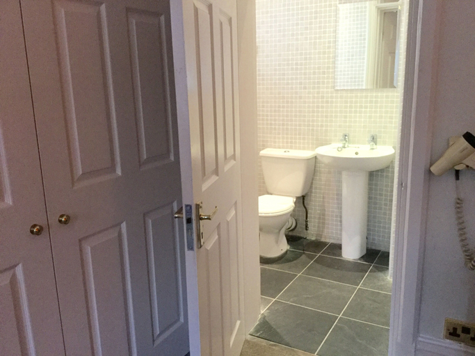 Bathroom 4, Heritage Grange At Thurston, Suffolk