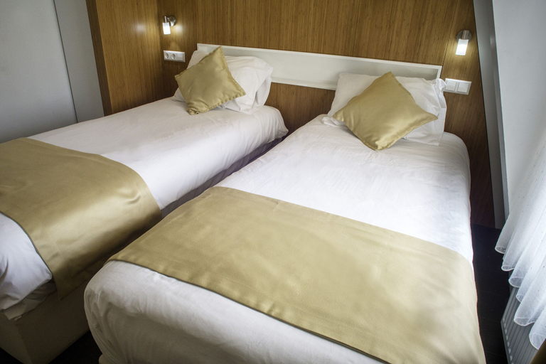 Bedroom 3, Hotel Larende, Amsterdam