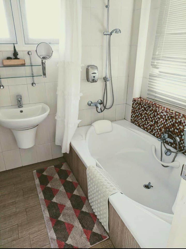 Bathroom 4, Misty English Cottage, Khao Kho