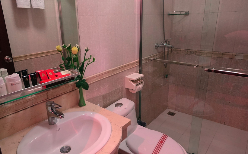 Bathroom 4, Golden Halong Hotel, Hạ Long