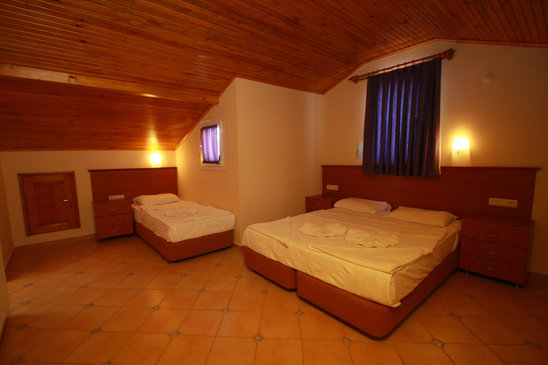 Bedroom 4, Sea Breeze Hotel & Apartments, Fethiye