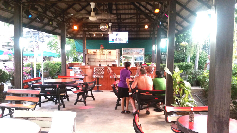 Food & Drinks 5, Romeo Palace, Pattaya