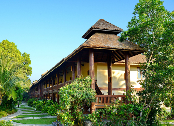 Exterior & Views, One Myanmar Resort Ngwe Saung, Bassein