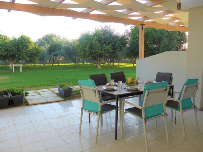 Food & Drinks, Kalamaki Plaza Apartments, Ionian Islands