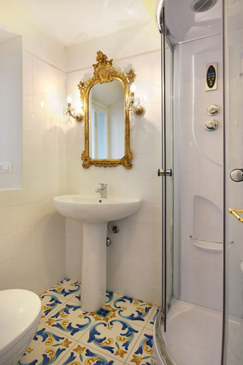 Bathroom 3, Palazzo Tolomei - Residenza d'Epoca, Florence