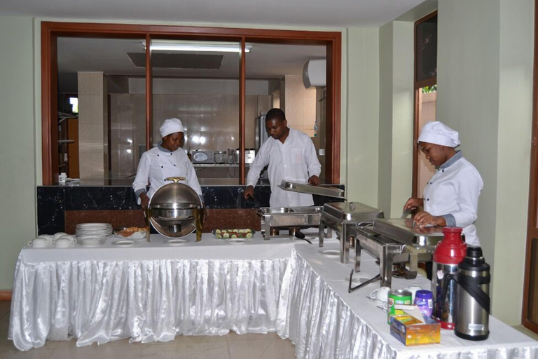 Food & Drinks 4, Panone Motel K.I.A, Meru