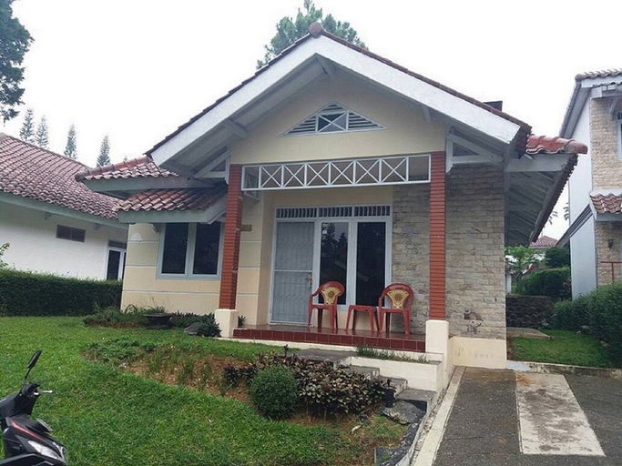 Exterior & Views 2, Villa Kota Bunga Gladiol, Cianjur