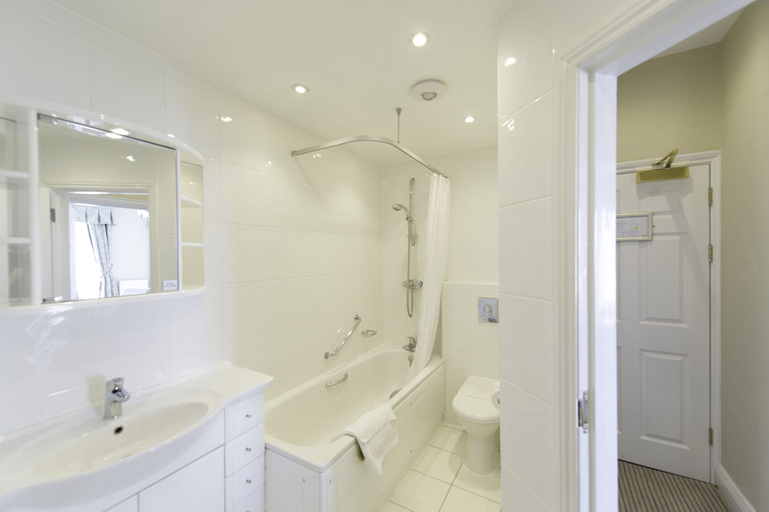 Bathroom 5, The Belmont Hotel - Adults Only, Devon