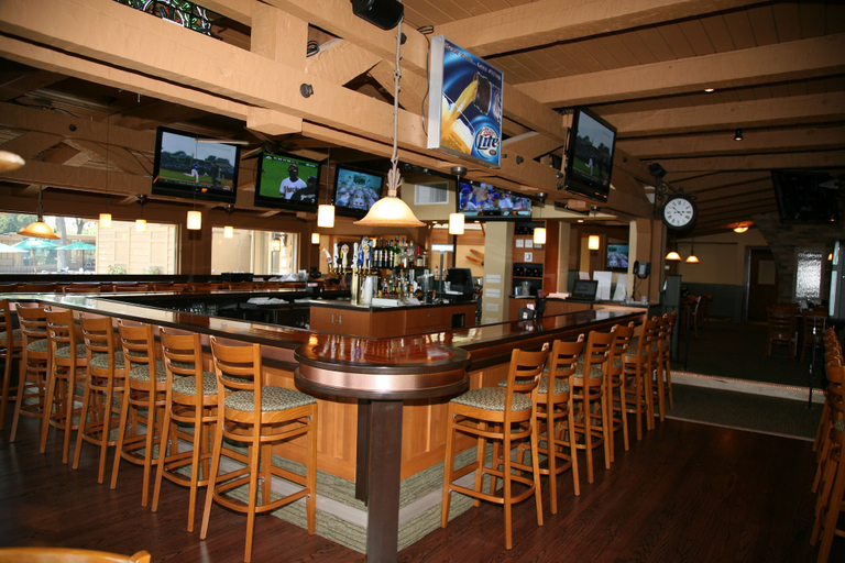 Food & Drinks 5, Lake Lawn Resort, Walworth