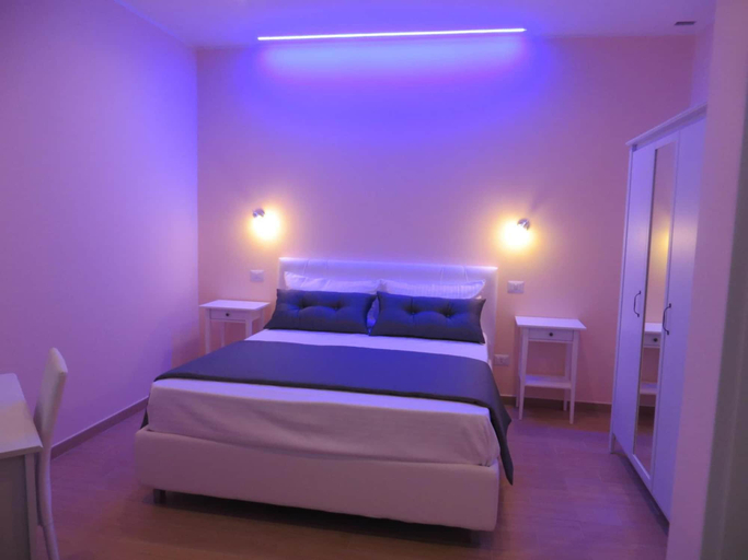 Bedroom 3, Croce Nivera, Vibo Valentia