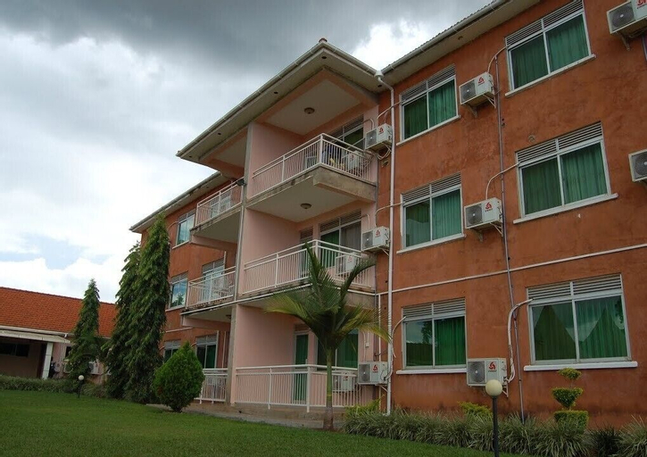 Exterior & Views, Gulu Churchill Courts Hotel, Gulu