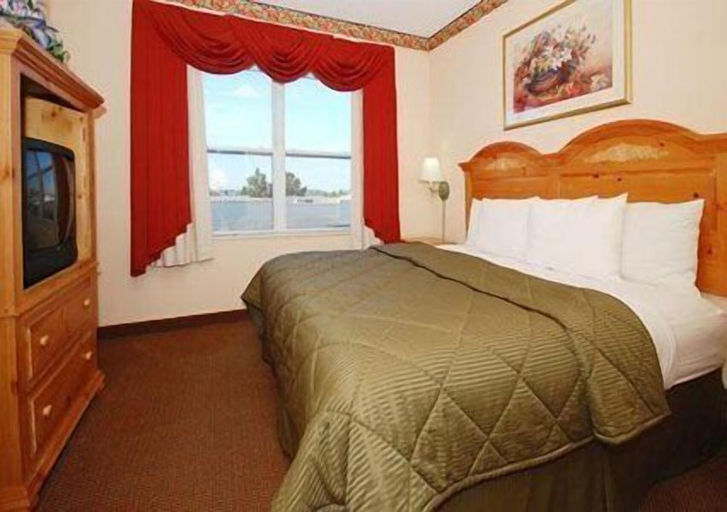 Bedroom 2, Quality Inn & Suites I-35 E / Walnut Hill, Dallas
