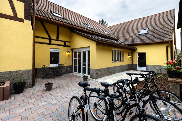 Exterior & Views 2, Maison d'Hotes Les Chambres de Clem', Bas-Rhin