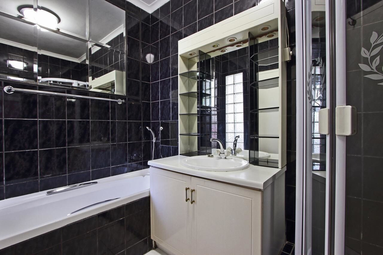Bathroom, Berkeley Square, City of Cape Town