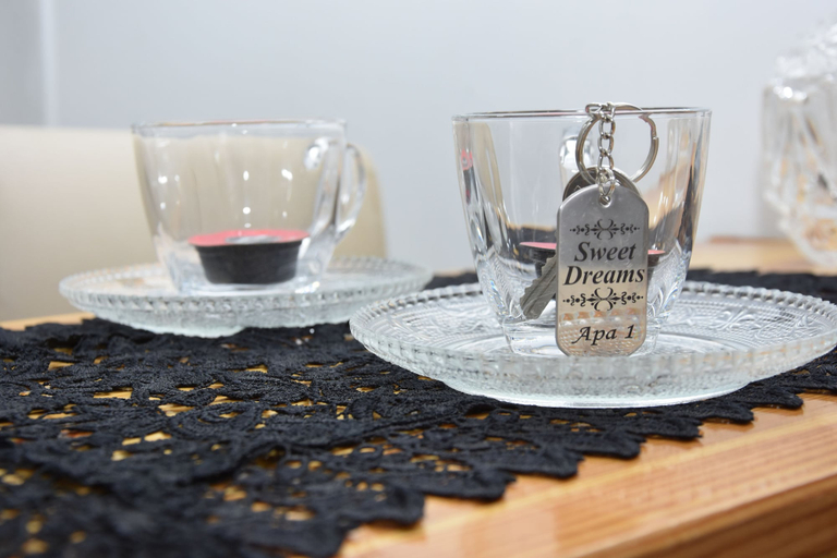 Food & Drinks 4, Sweet Dreams Apartment