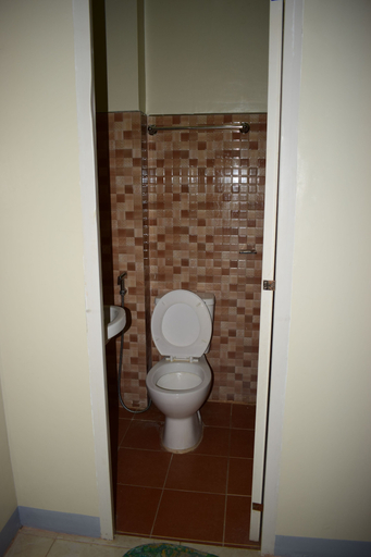 Bathroom 3, Villa d' Arco Resort, Santa Cruz