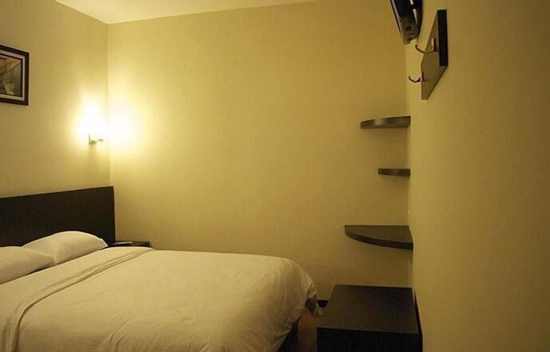 Bedroom 21